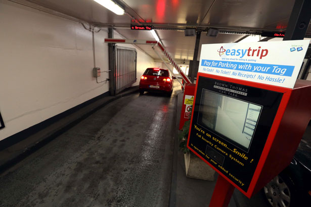 Easytrip-12-days-of-Christmas-carparking_rt1