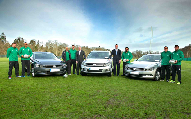 Pictured at the handover of the new Volkswagen IRFU fleet are (from left to right): Tommy O’Donnell; Simon Zebo; Volkswagen ambassador and Ireland Coach Joe Schmidt; Tommy Bowe; Paul O’Sullivan, Head of Marketing, Volkswagen; Tiernan O’Rourke, National Corporate Sales Manager, Volkswagen; Marty Moore; Sean Cronin and Fergus McFadden