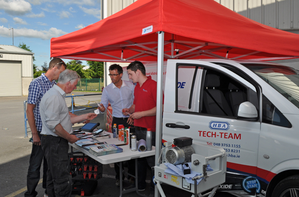 HBA-tech_team_van